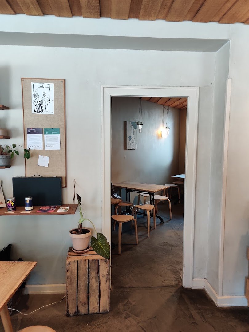 Alice specialty coffee shop in Copenhagen - photo 9