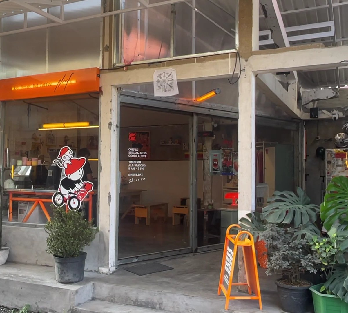 Neuf Day - Ubud specialty coffee shop in Bali - photo 5