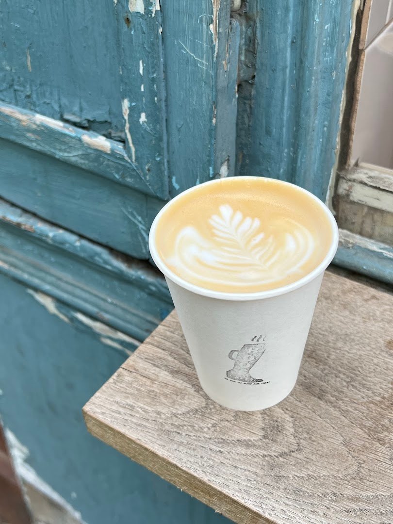 Boot Café specialty coffee shop in Paris - photo 3