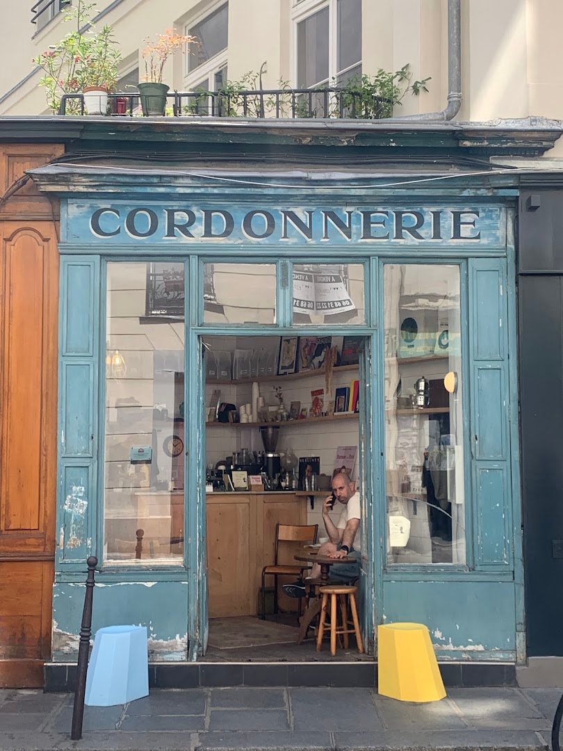 Boot Café specialty coffee shop in Paris - photo 5