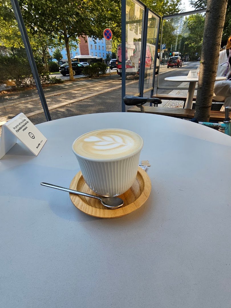 Coffee at The Coffee, specialty coffee shop in Lisbon
