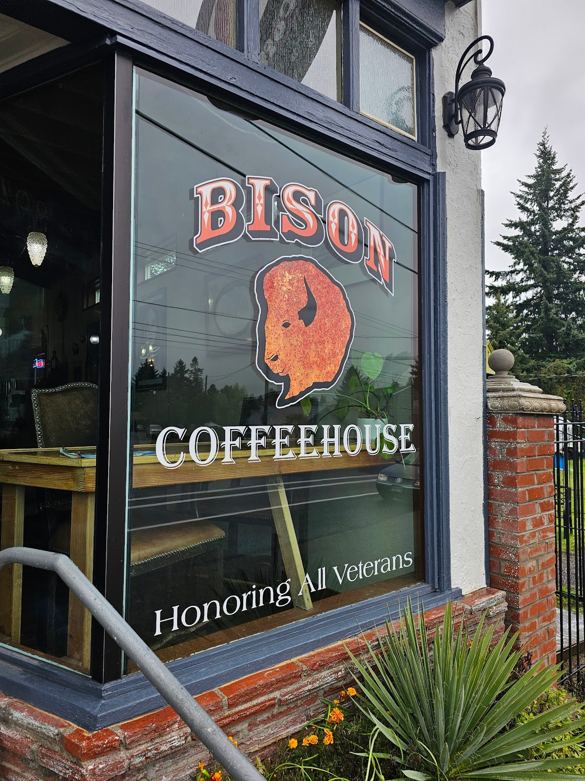 Bison Coffeehouse specialty coffee shop in Portland - photo 4