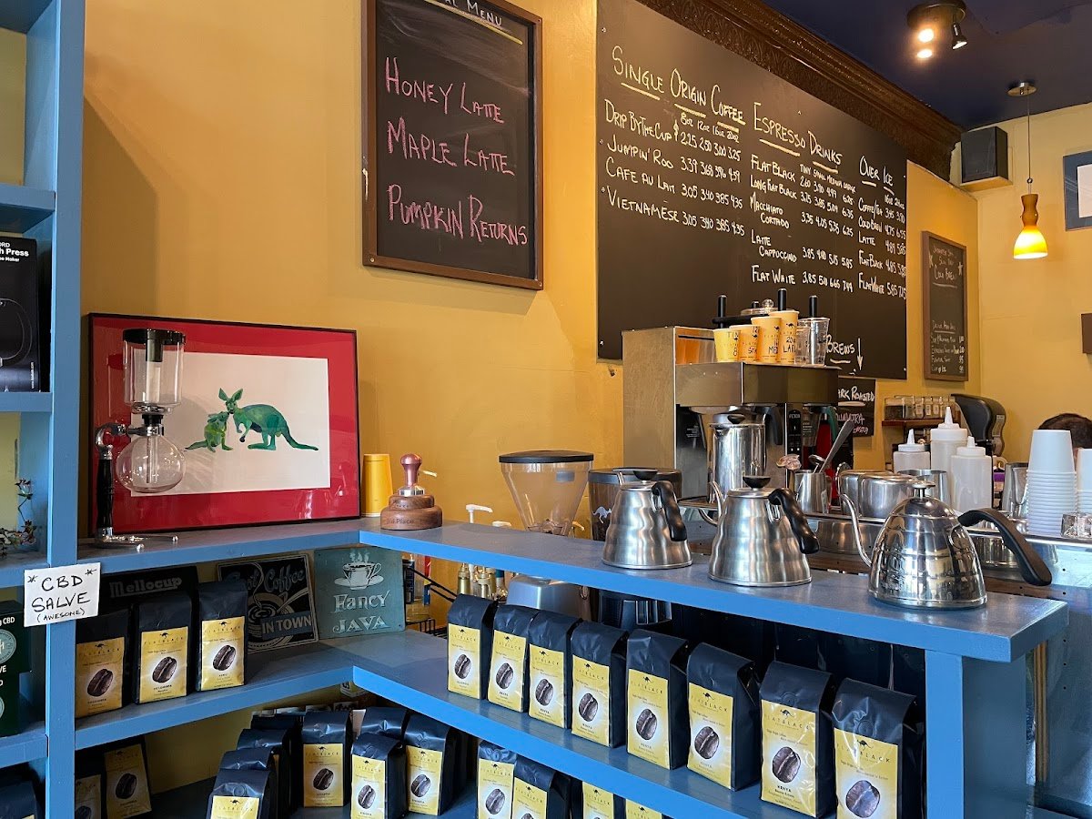 Flat Black Coffee specialty coffee shop in Boston - photo 4