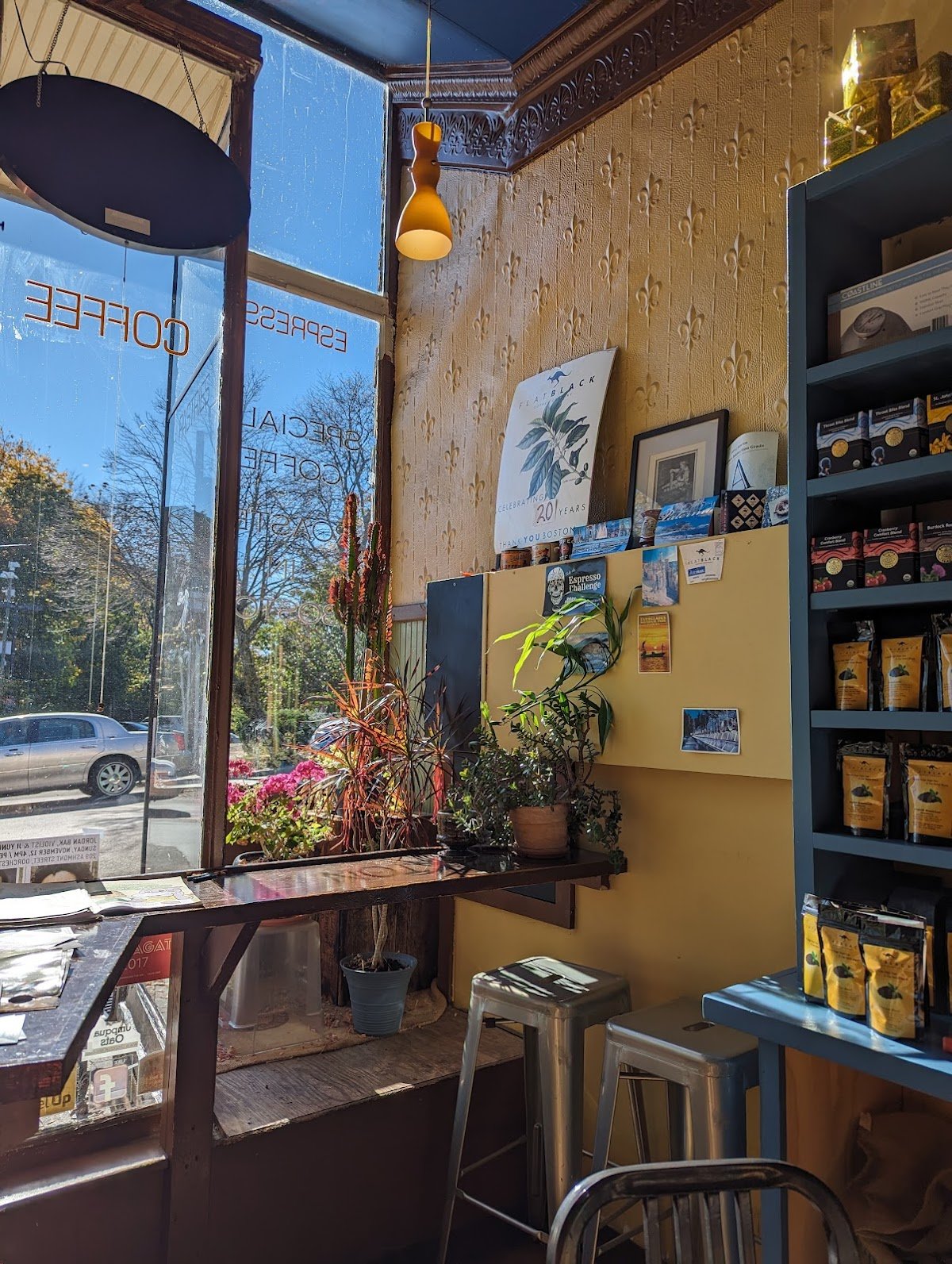 Flat Black Coffee specialty coffee shop in Boston - photo 5