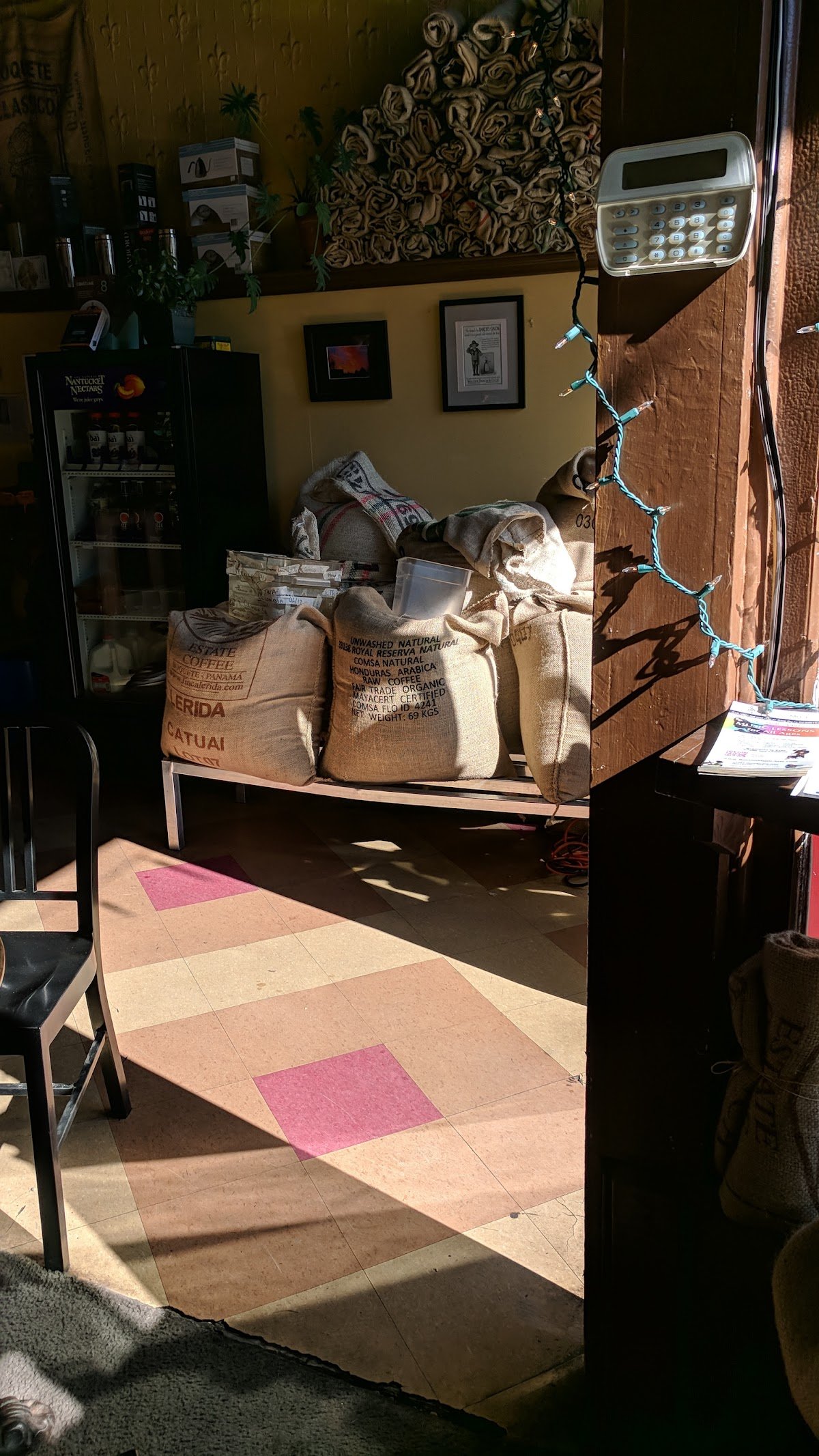 Flat Black Coffee specialty coffee shop in Boston - photo 7