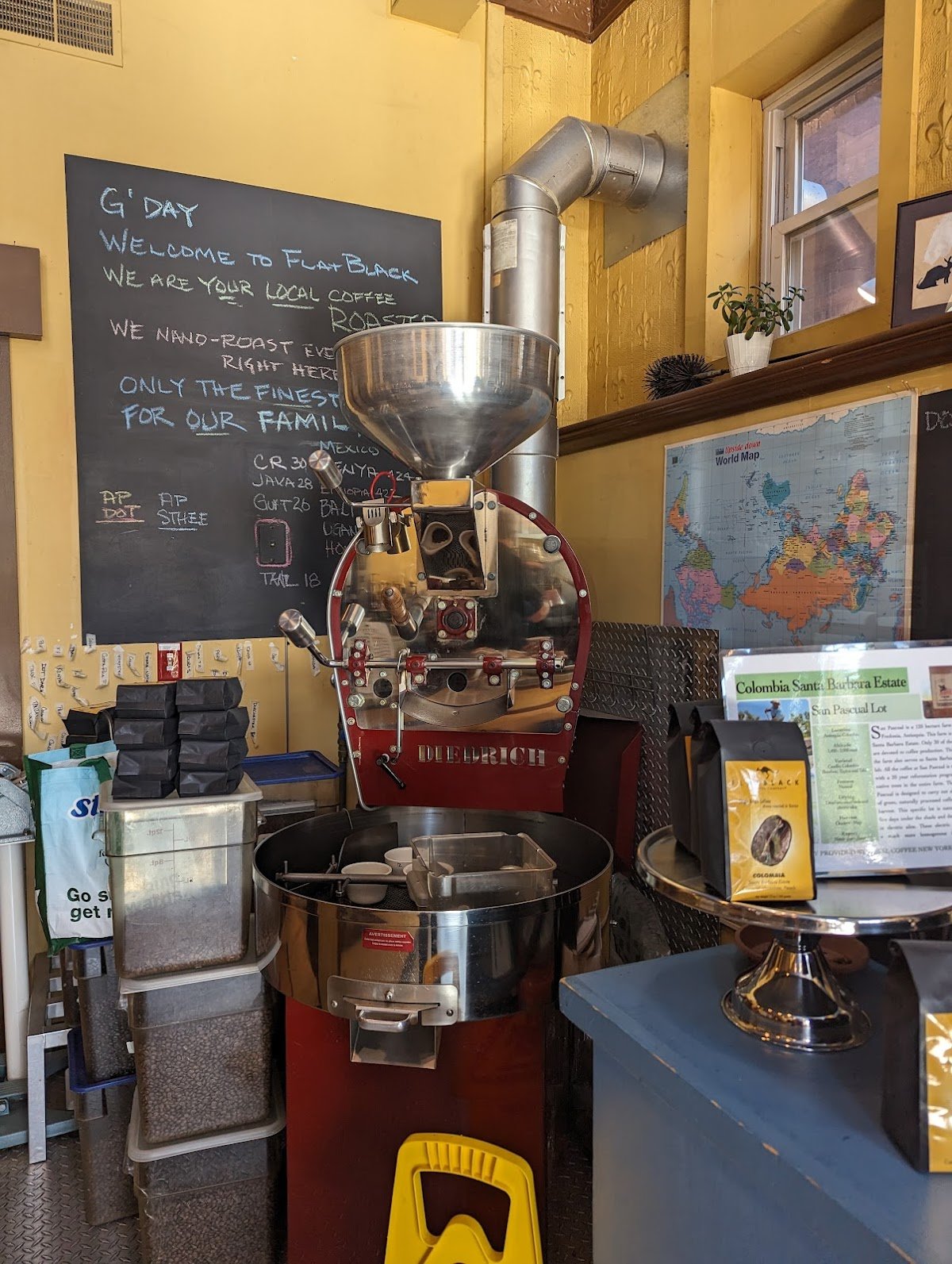 Flat Black Coffee specialty coffee shop in Boston - photo 8