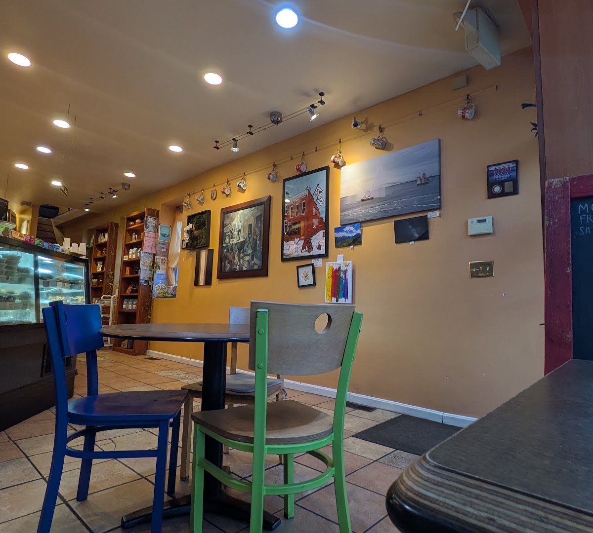 Koba Café specialty coffee shop in Baltimore - photo 8