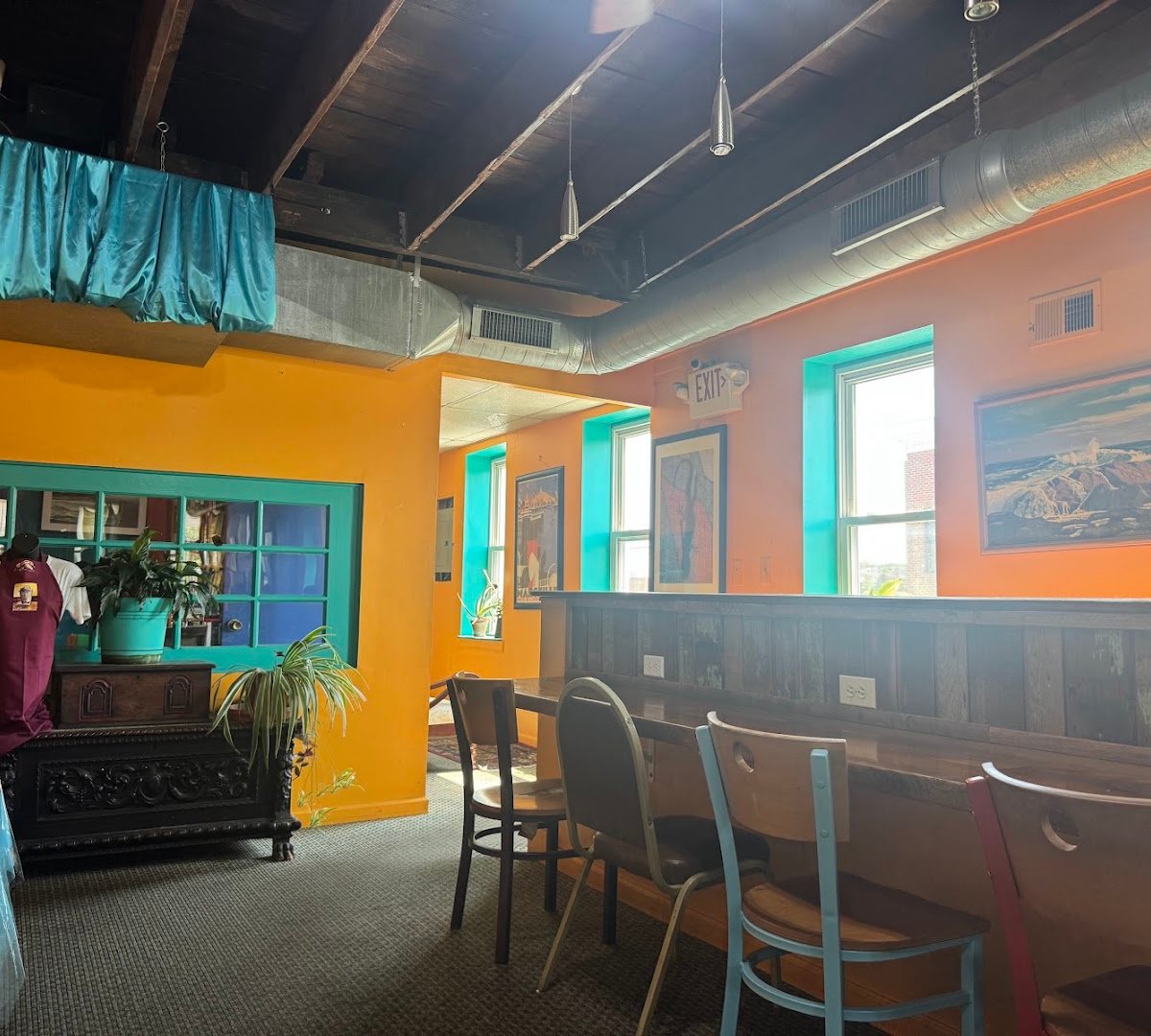 Koba Café specialty coffee shop in Baltimore - photo 9