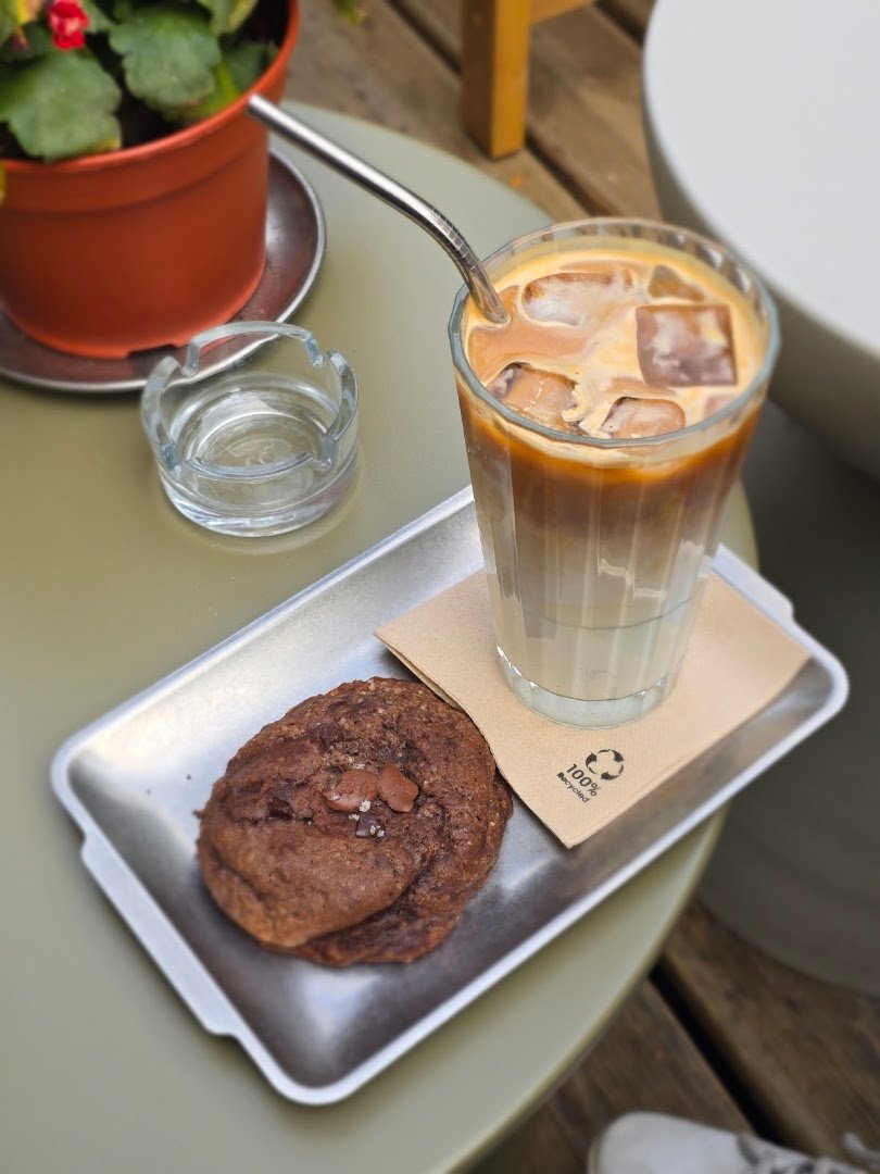 Feyma specialty coffee shop in Paris - photo 5
