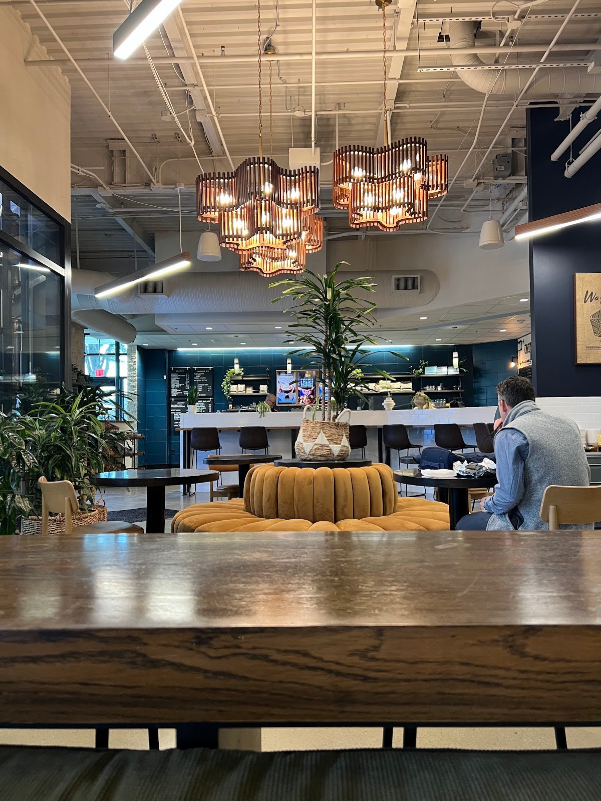 Buzz and Bustle Coffee & Bodega - The Village Dallas specialty coffee shop in Dallas - photo 5