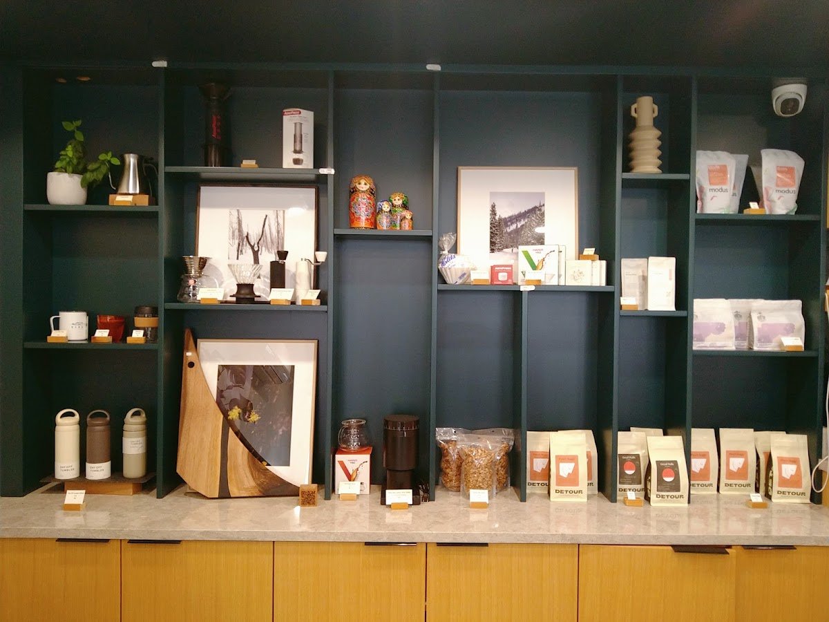 Viva Cafe & Bakery specialty coffee shop in Vancouver - photo 3