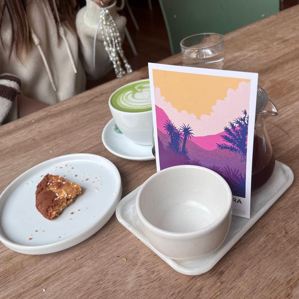 Scenery specialty coffee shop in London - photo 13