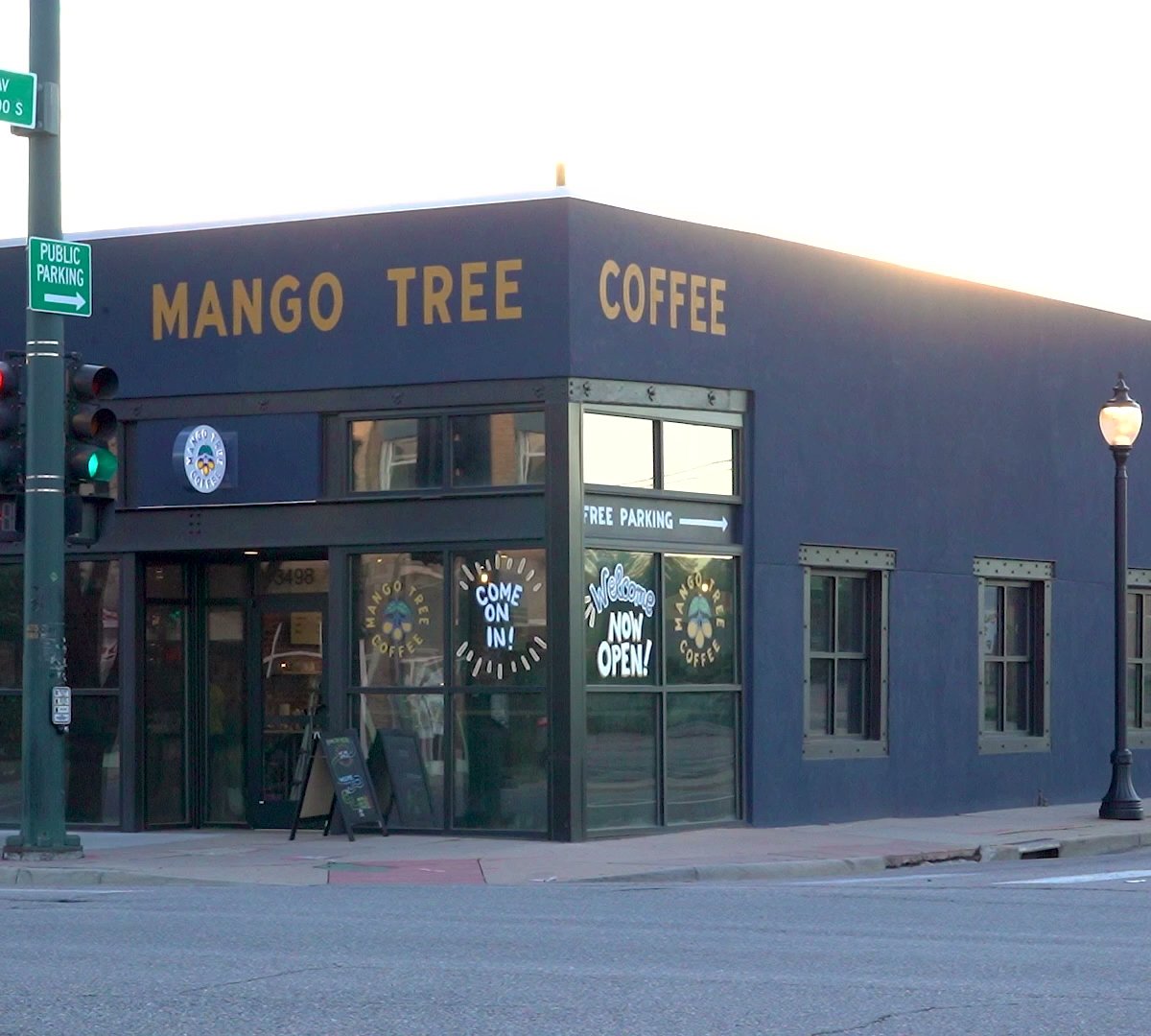 Mango Tree Coffee specialty coffee shop in Denver - photo 3