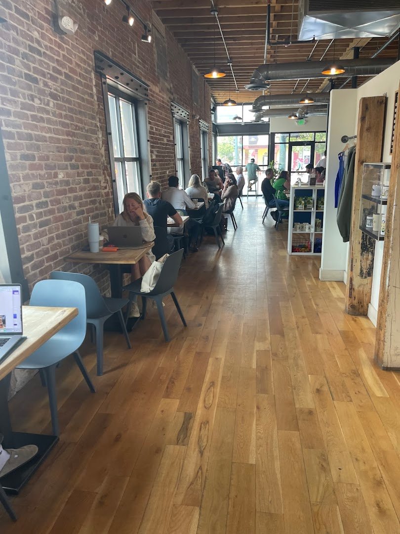 Mango Tree Coffee specialty coffee shop in Denver - photo 4