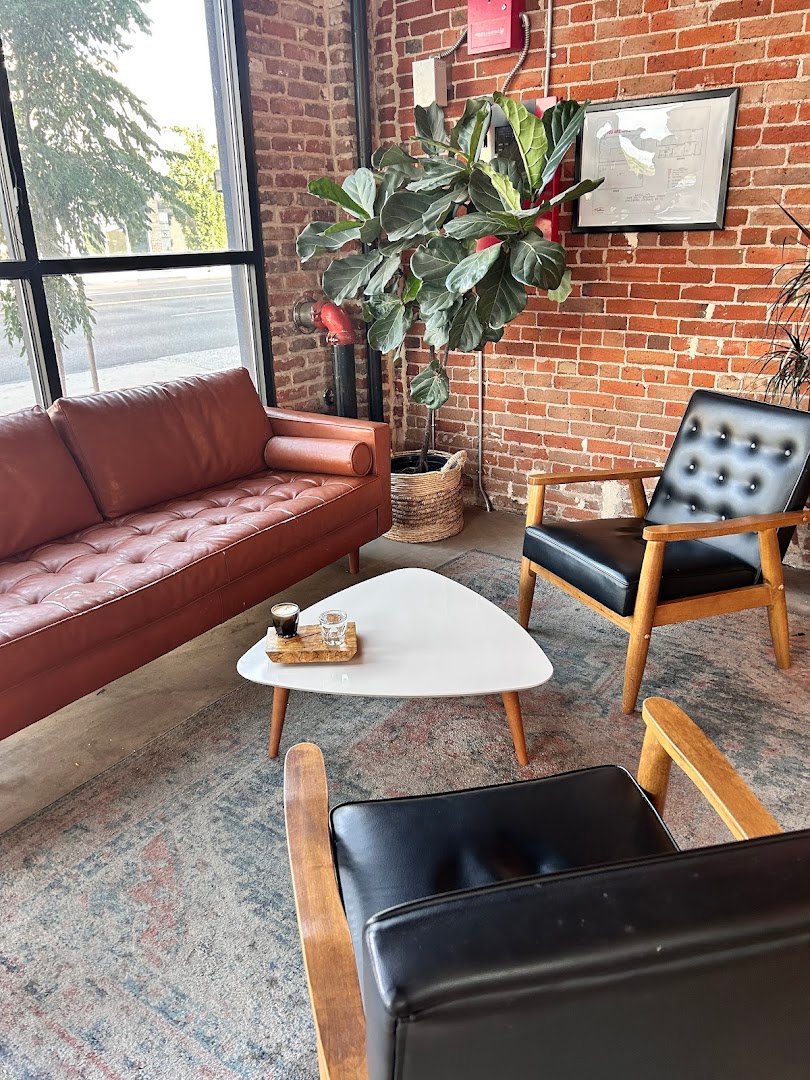 Mango Tree Coffee specialty coffee shop in Denver - photo 7