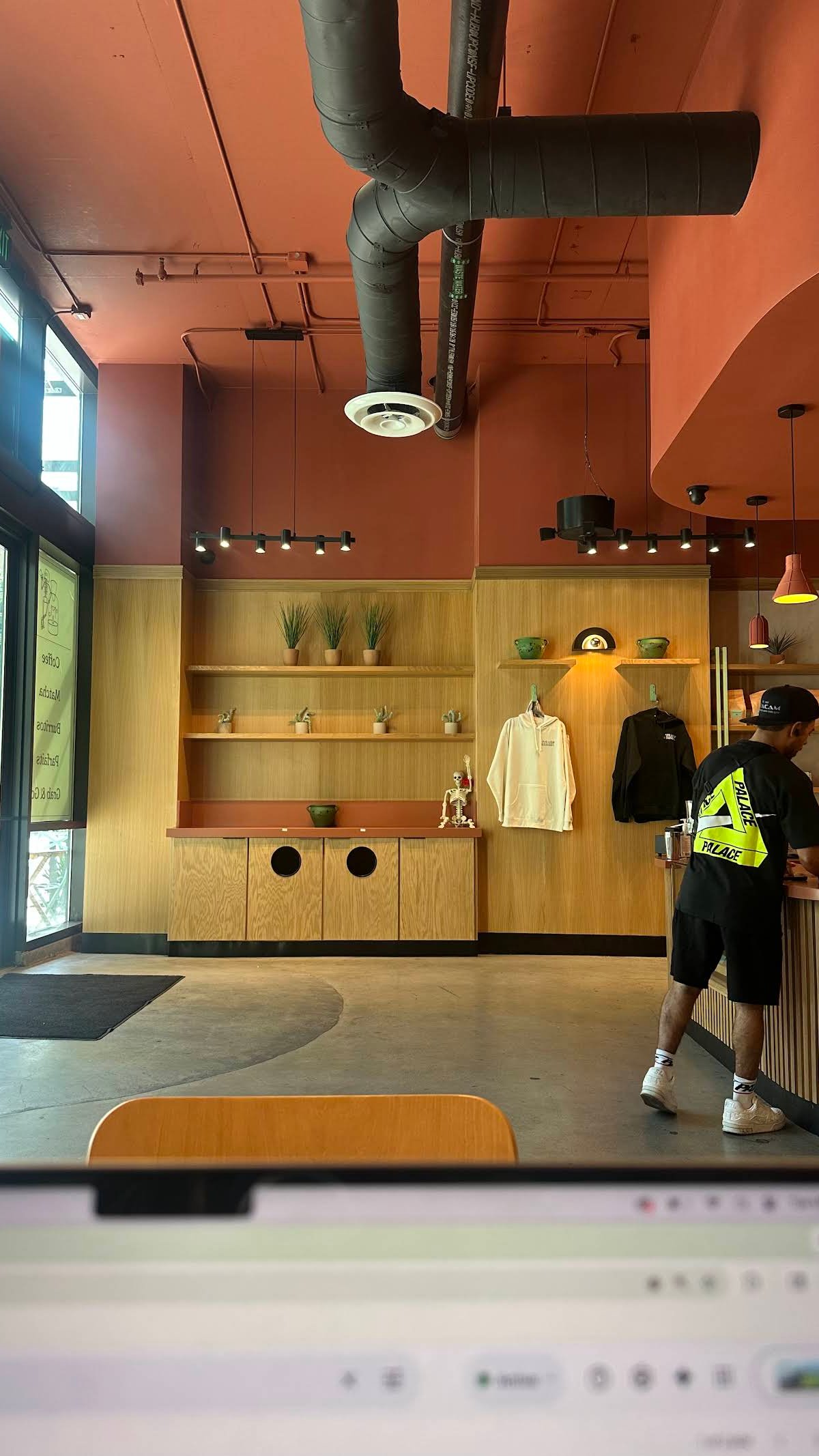 Mad Lab Coffee specialty coffee shop in Los Angeles - photo 10