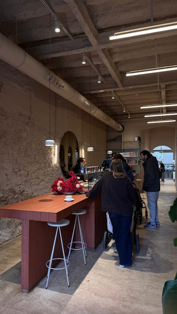 The Miners Coffee Rambla Poblenou specialty coffee shop in Barcelona - photo 11