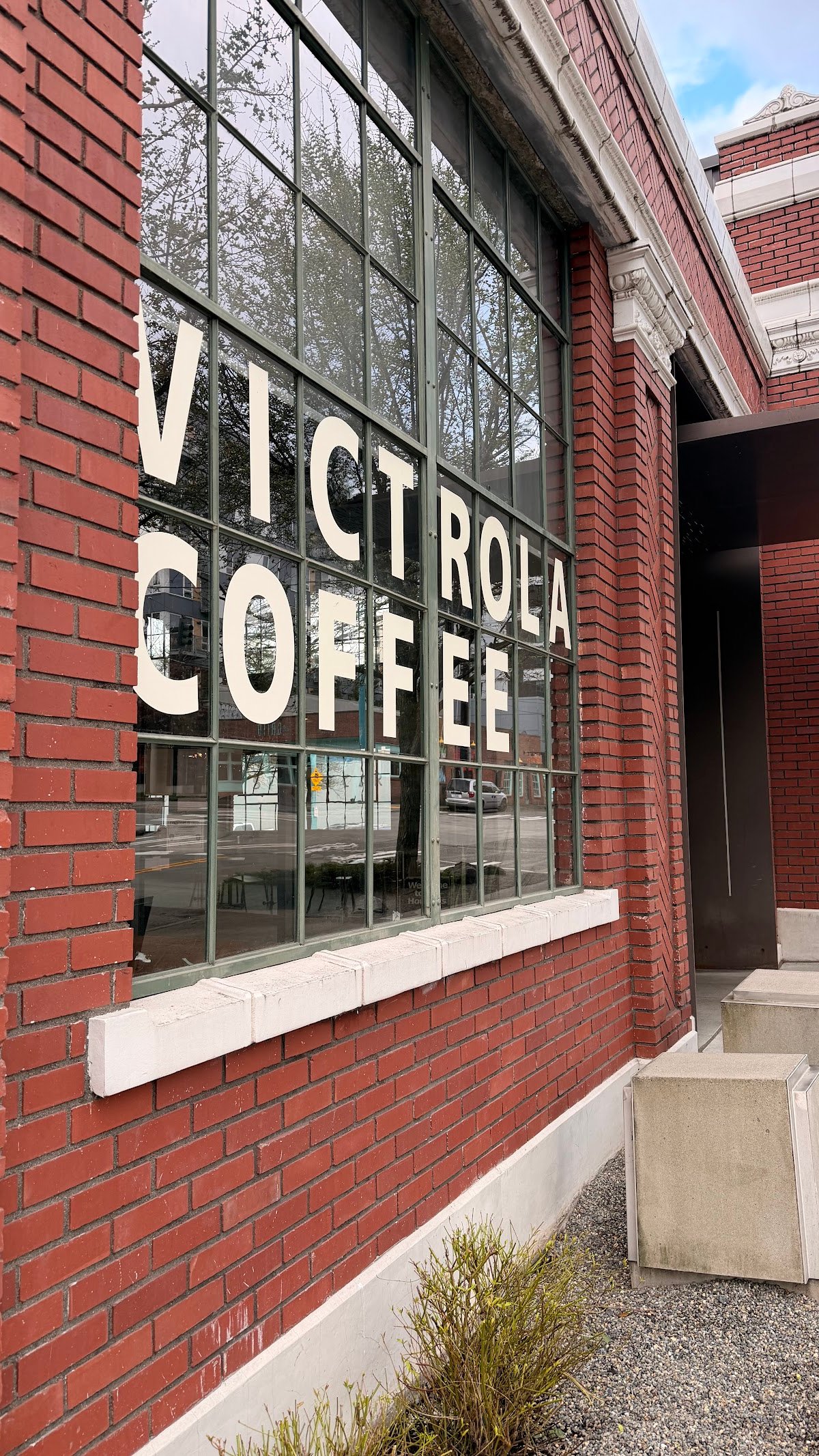 Victrola Coffee Roasters specialty coffee shop in Seattle - photo 10
