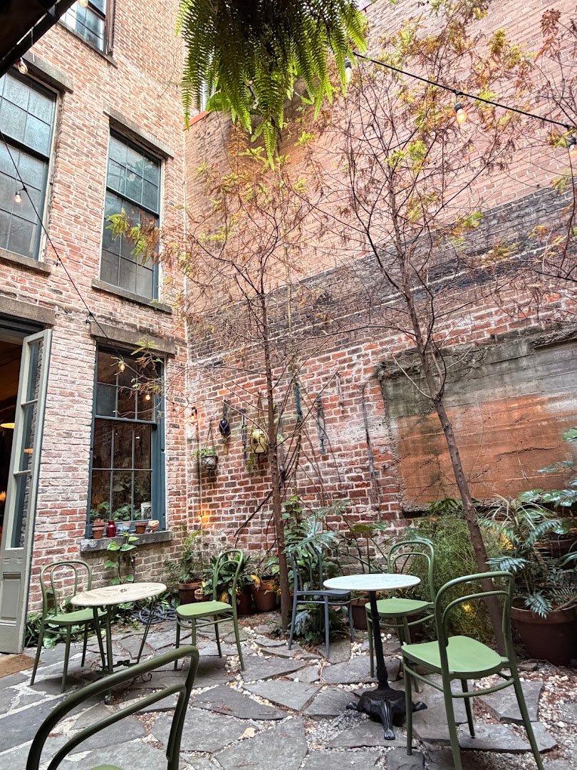 Storefront of Fourth Wall, specialty coffee shop in New Orleans