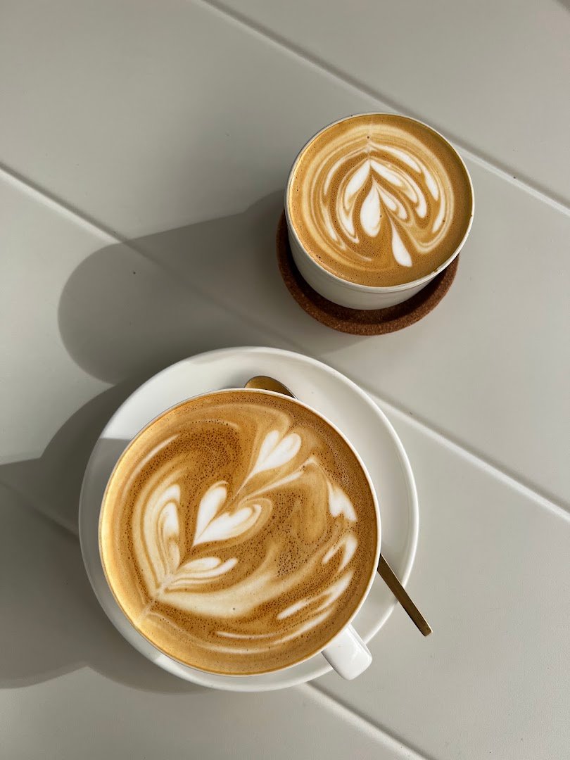Coffee at Volta Coffee, specialty coffee shop in Lisbon