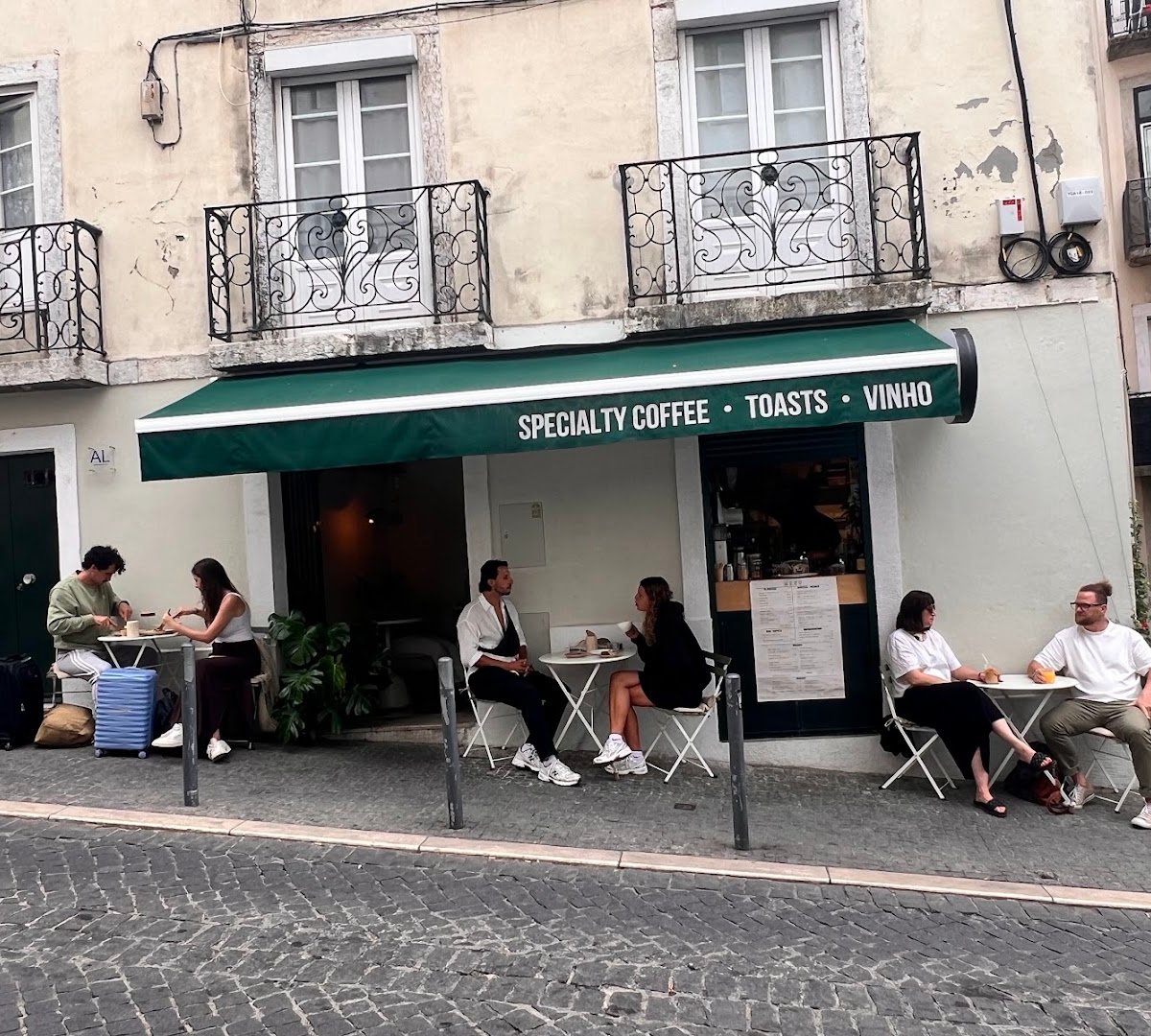 Storefront of Volta Coffee, specialty coffee shop in Lisbon