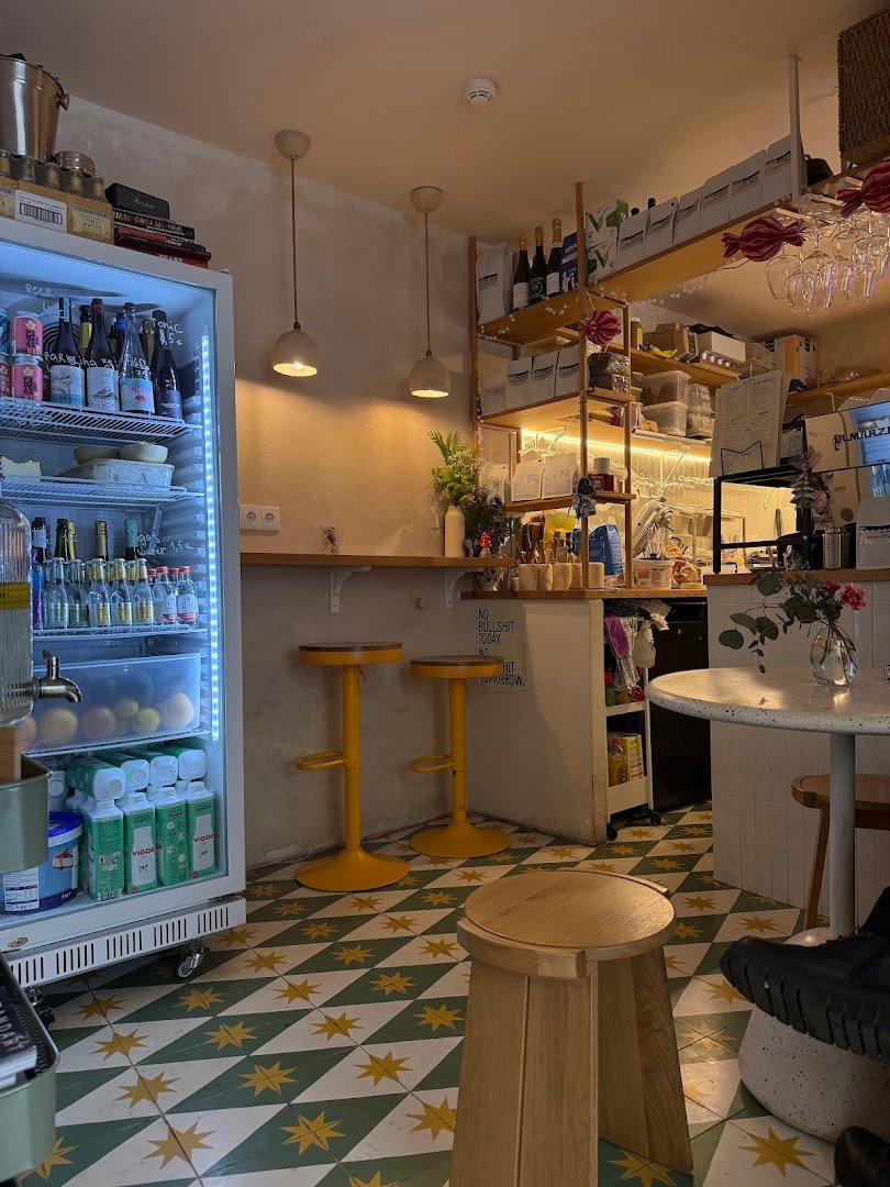 Interior of Volta Coffee, specialty coffee shop in Lisbon