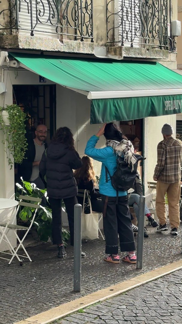 Storefront of Volta Coffee, specialty coffee shop in Lisbon
