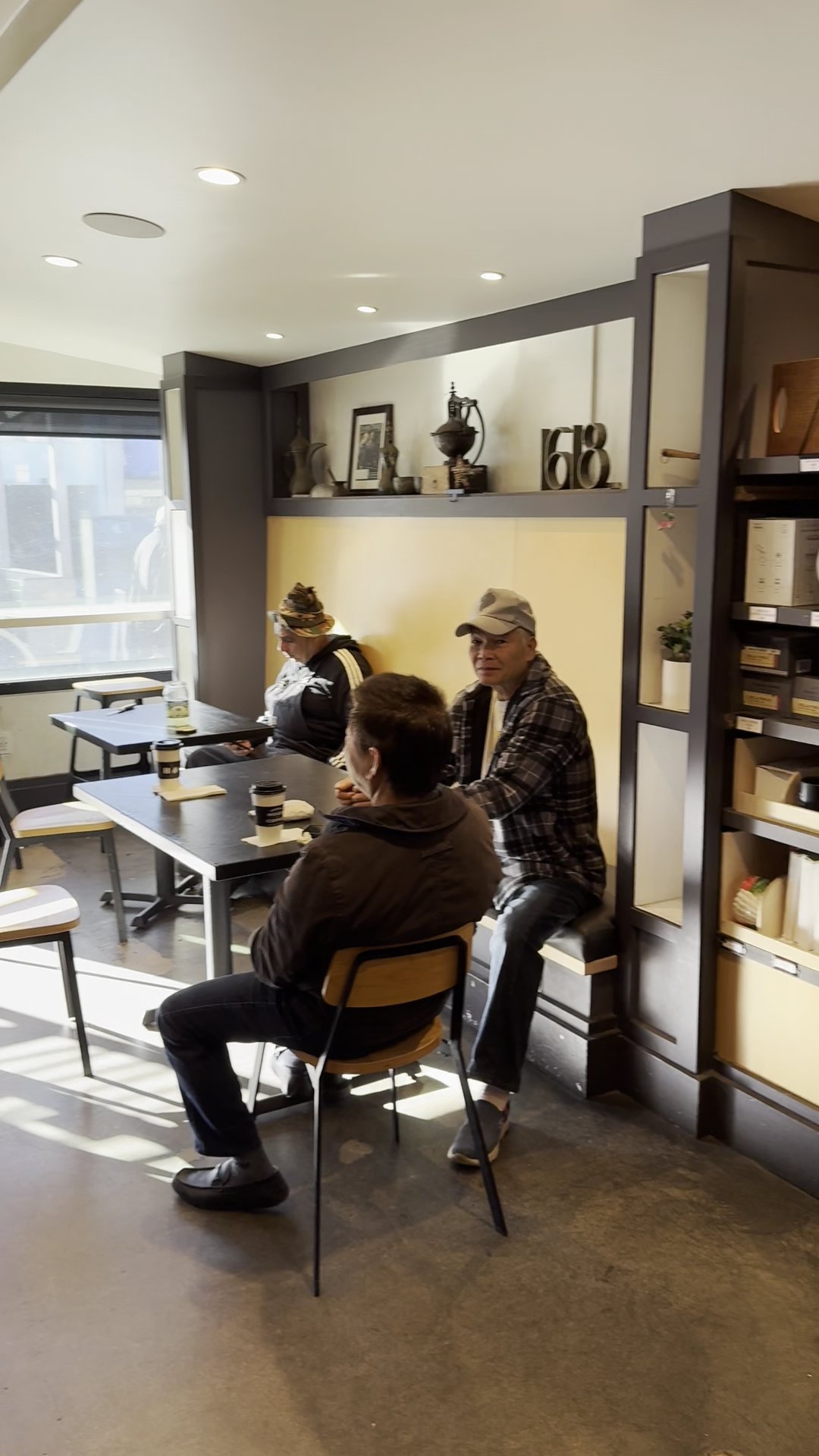 Henry's House of Coffee specialty coffee shop in San Francisco - photo 8