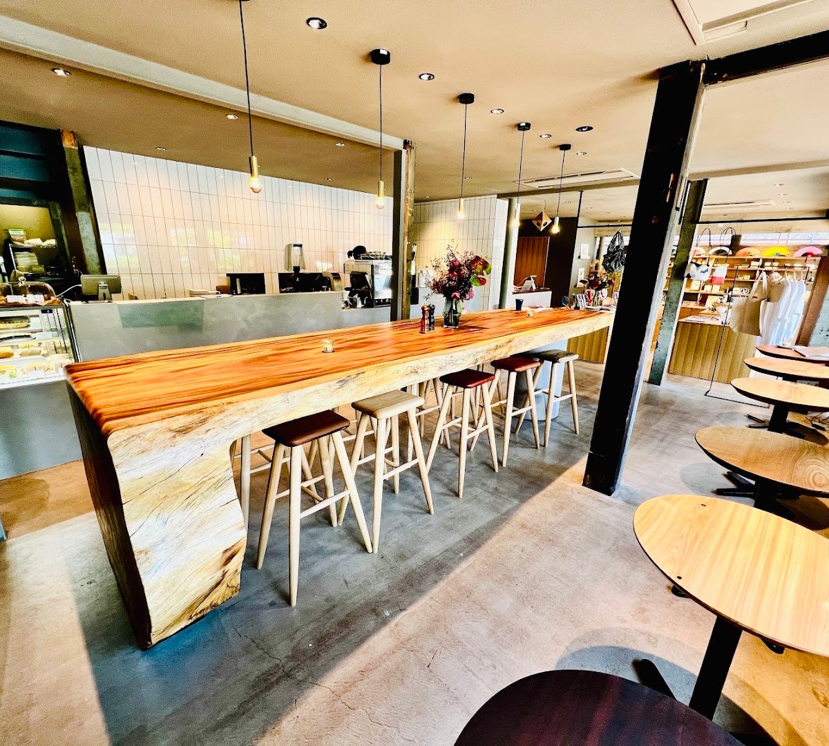 Vermillion - station. specialty coffee shop in Kyoto - photo 3
