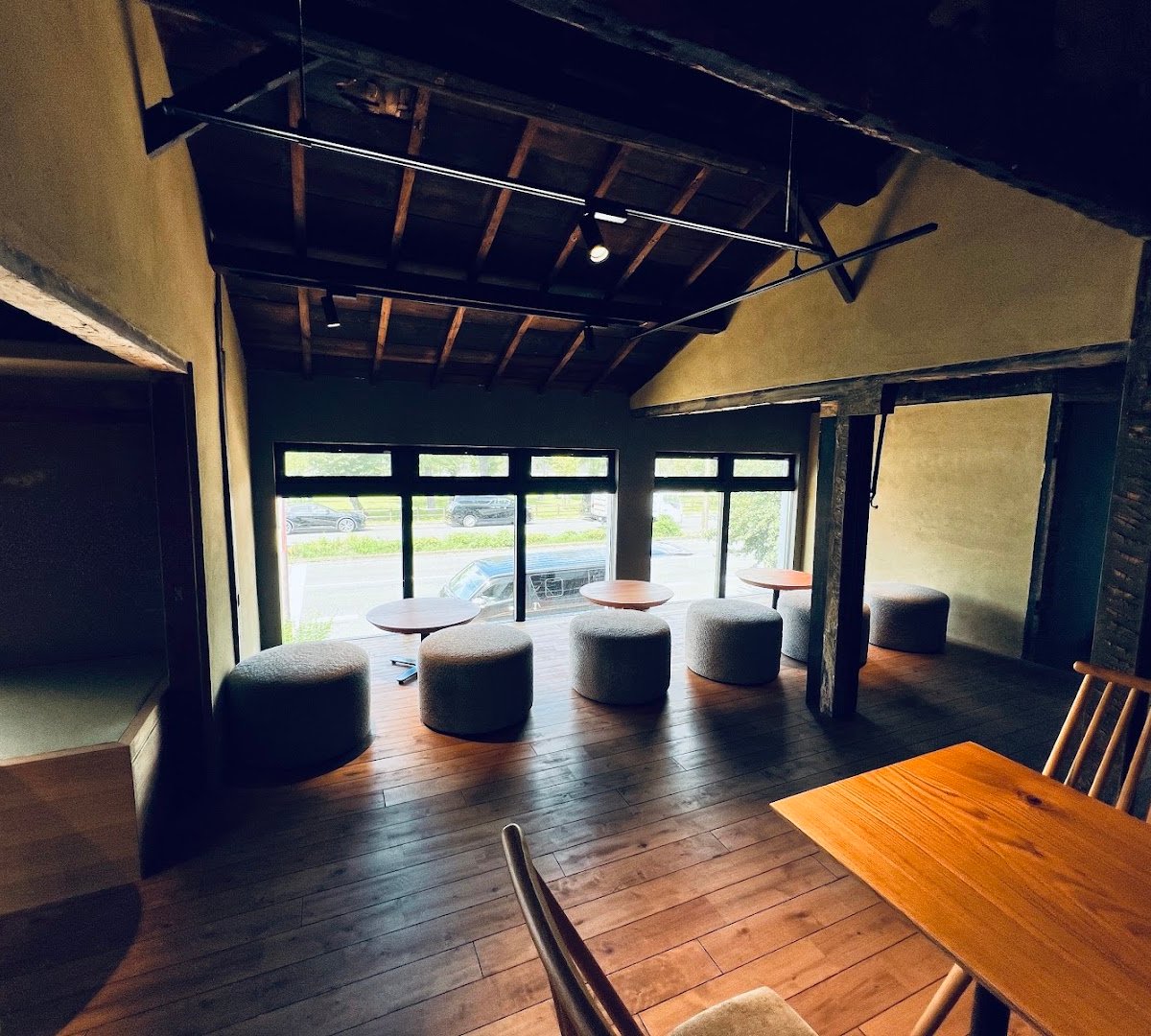 Vermillion - station. specialty coffee shop in Kyoto - photo 5