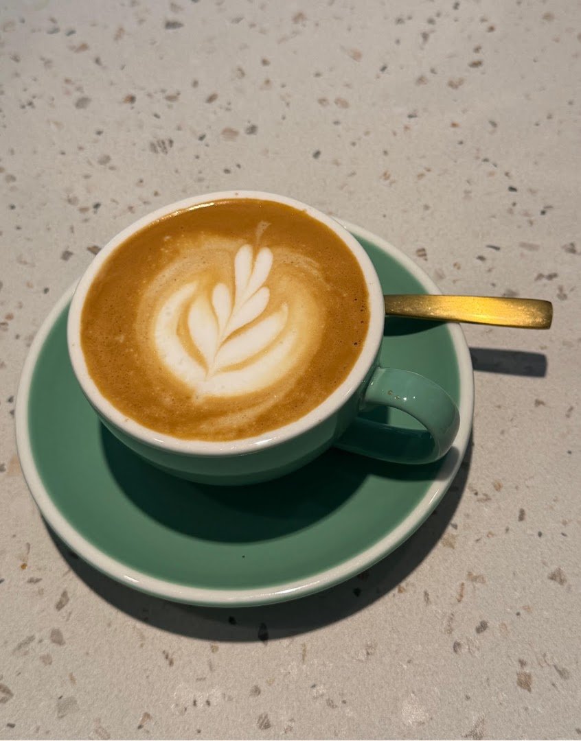 Mina Specialty Coffee specialty coffee shop in Madrid - photo 4