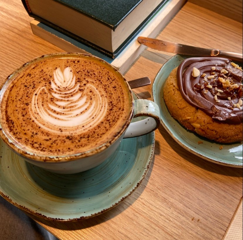 Mina Specialty Coffee specialty coffee shop in Madrid - photo 5