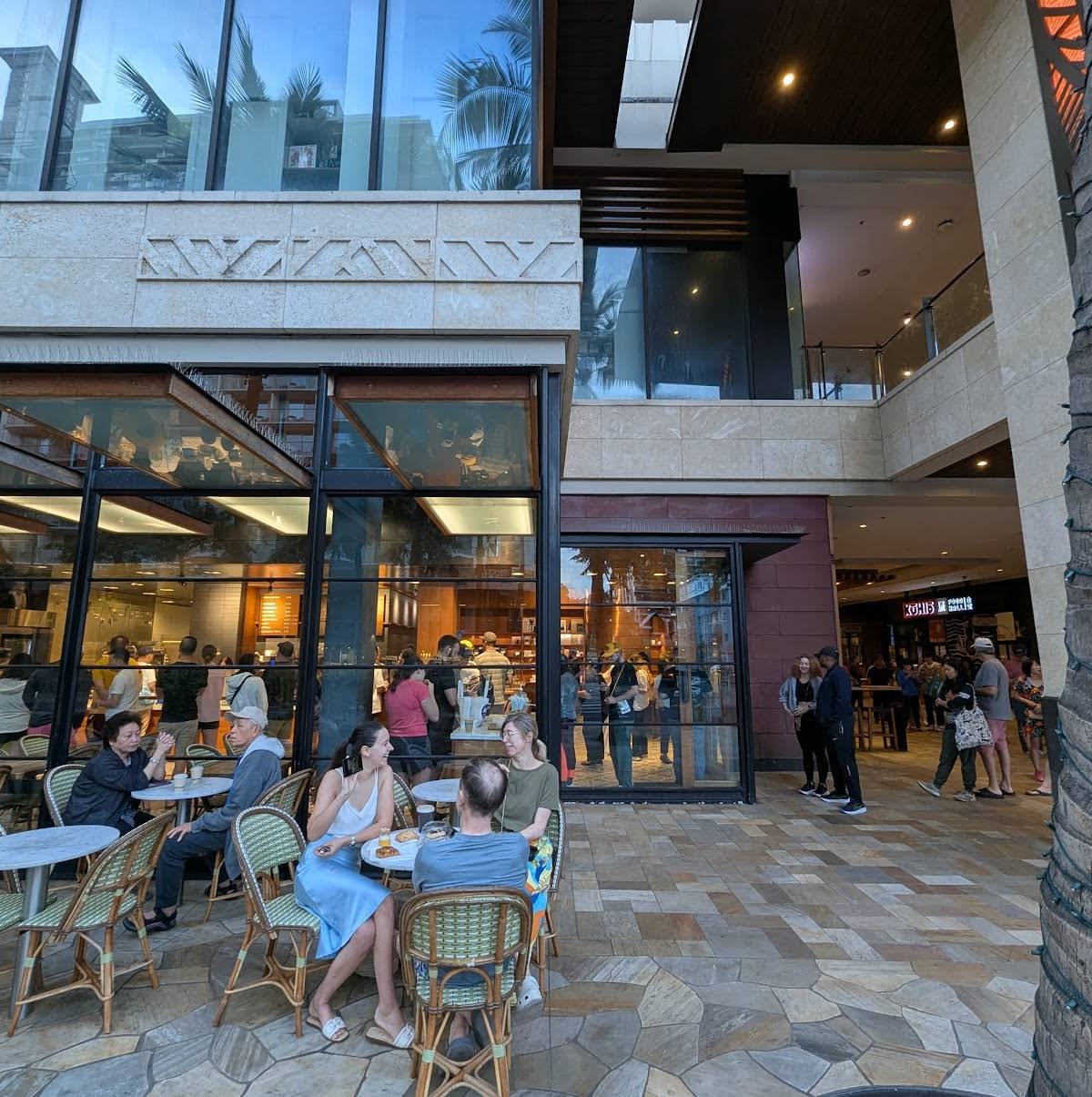 Kona Coffee Purveyors specialty coffee shop in Honolulu - photo 6