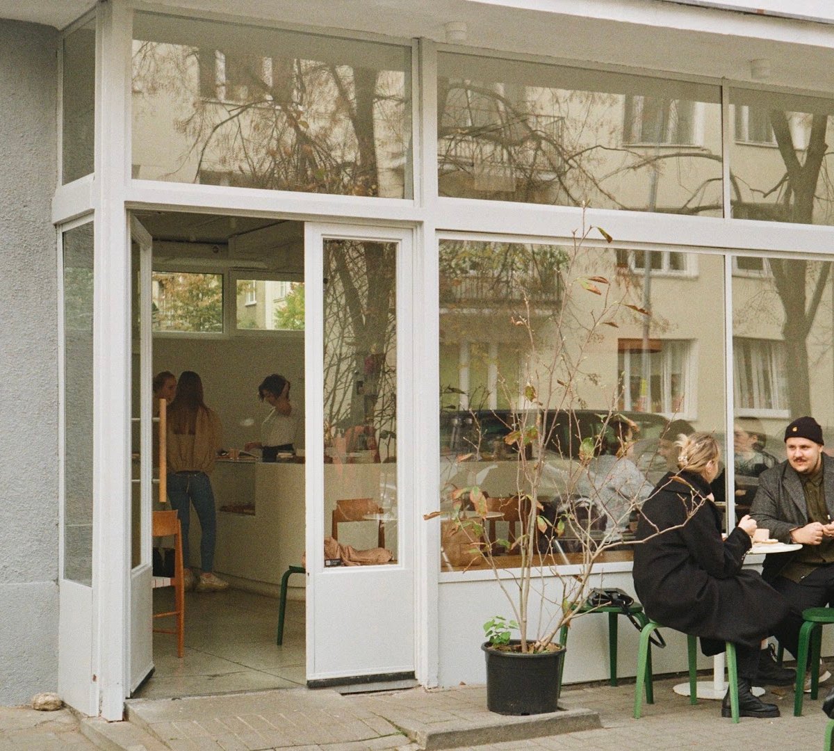 Storefront of Panna, specialty coffee shop in Warsaw