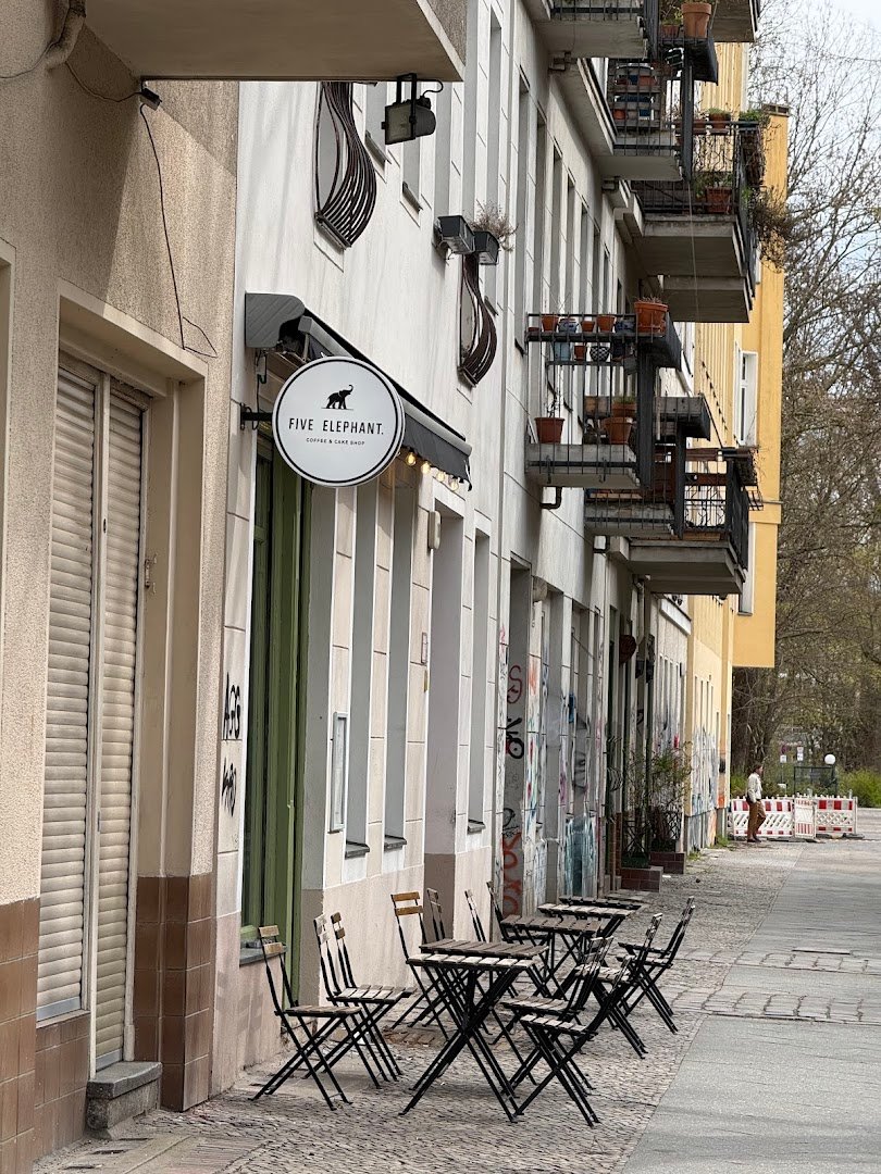Five Elephant Kreuzberg specialty coffee shop in Berlin - photo 2