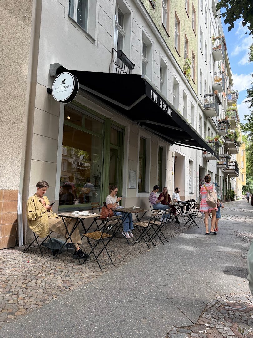 Five Elephant Kreuzberg specialty coffee shop in Berlin - photo 10