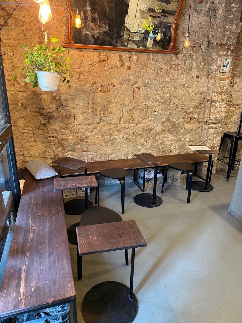 Austral Coffee Bar specialty coffee shop in Barcelona - photo 6