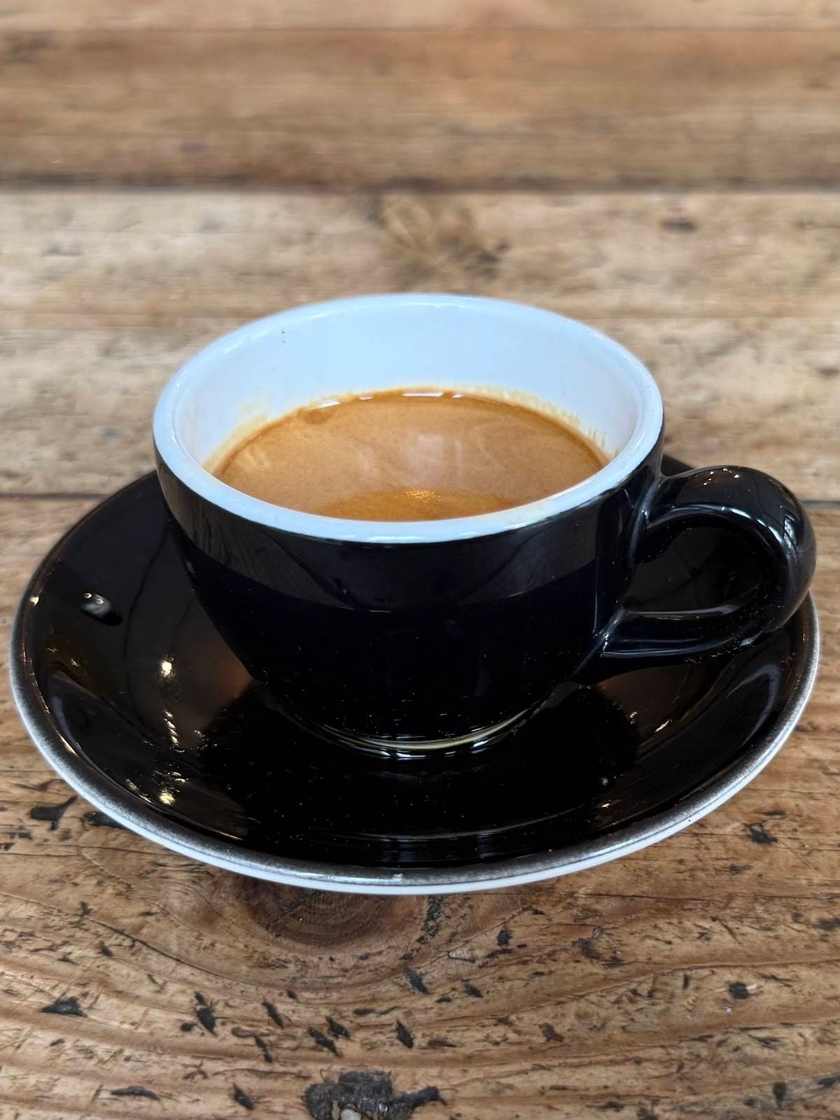 Jimmy and the Bee specialty coffee shop in London - photo 11