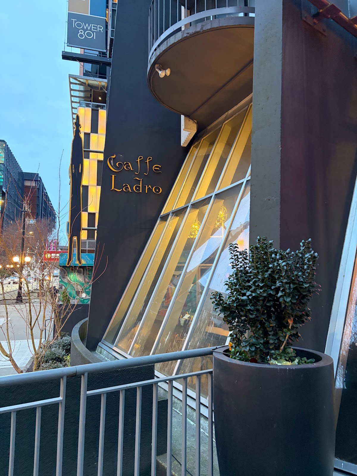 Caffe Ladro - Downtown on Pine Street specialty coffee shop in Seattle - photo 5