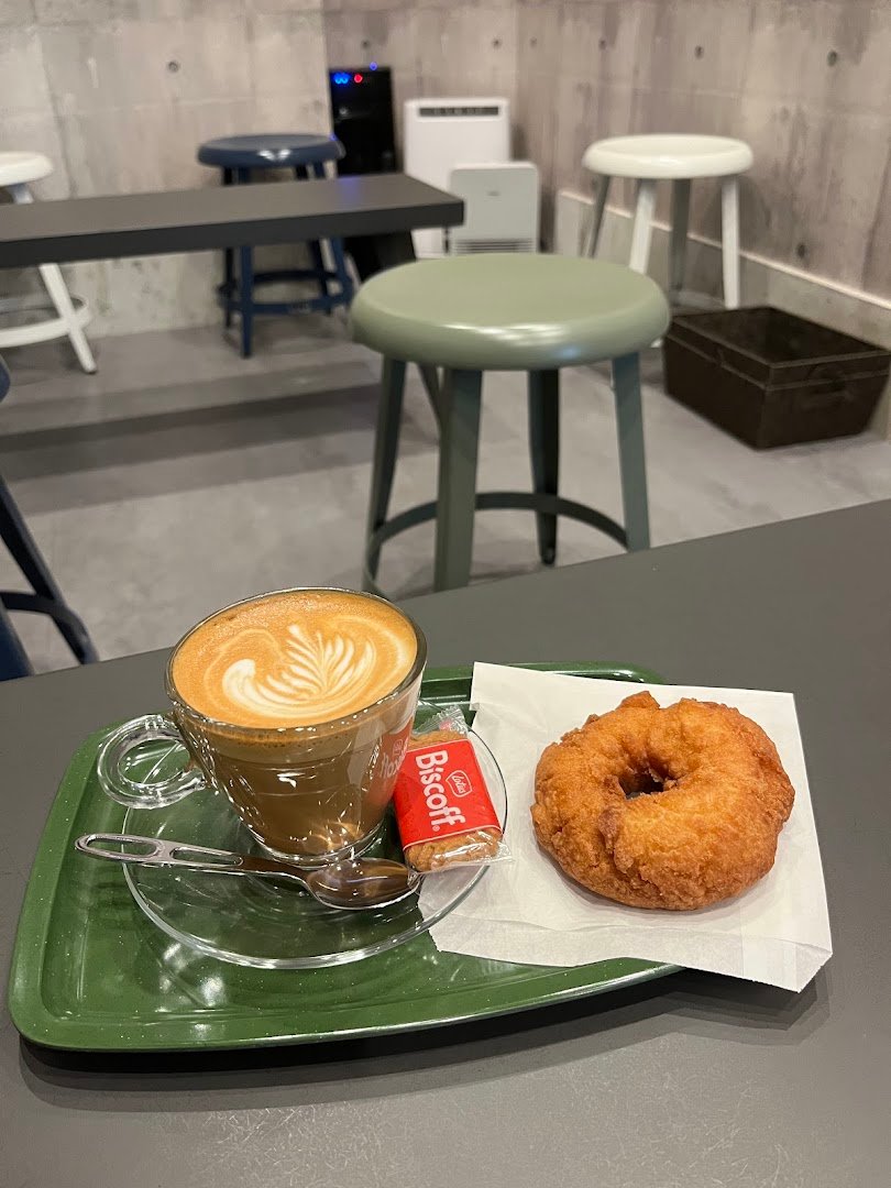Coffee at Black Cat Maple, specialty coffee shop in Osaka