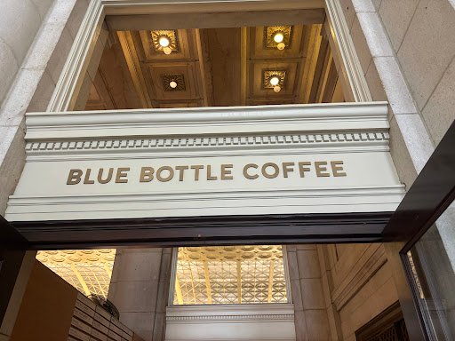 Blue Bottle Coffee specialty coffee shop in Washington, D.C. - photo 2