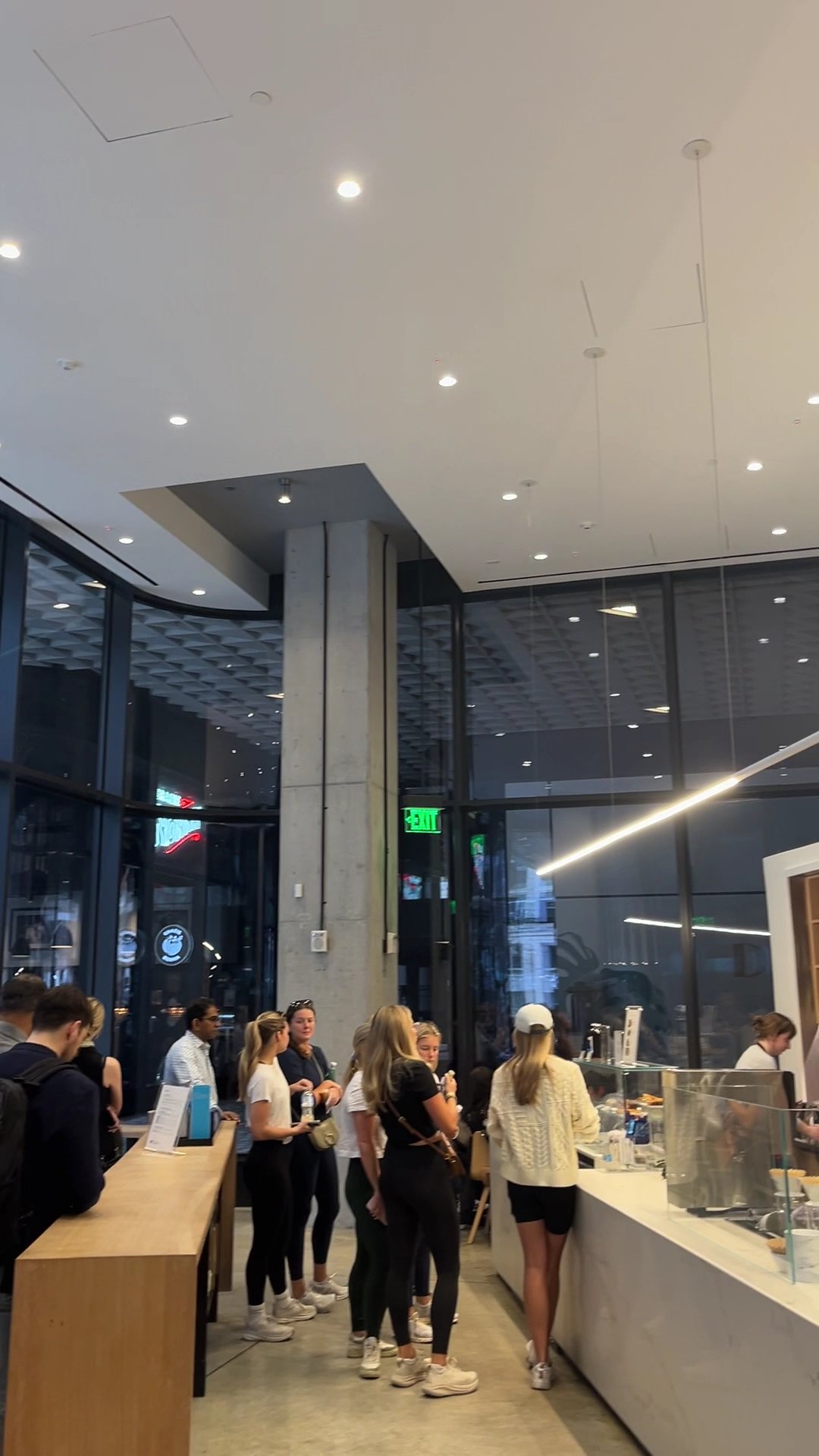 Blue Bottle Coffee specialty coffee shop in Washington, D.C. - photo 8