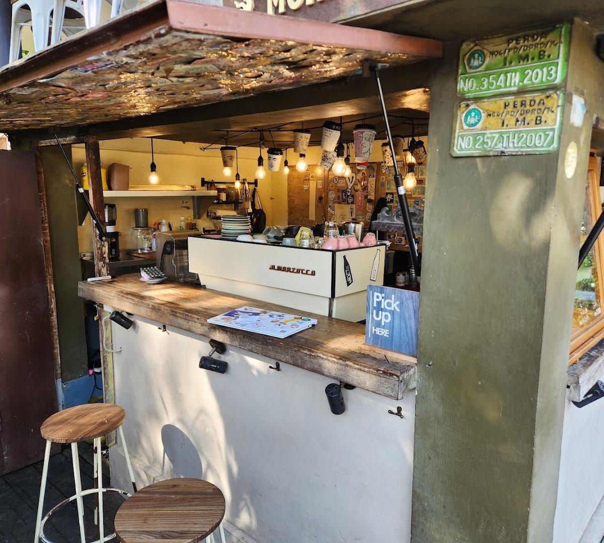 Monkey Cave Espresso Ubud specialty coffee shop in Bali - photo 5