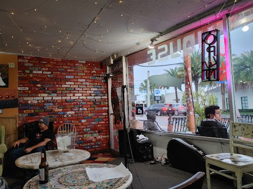 Austin's Coffee specialty coffee shop in Orlando - photo 10