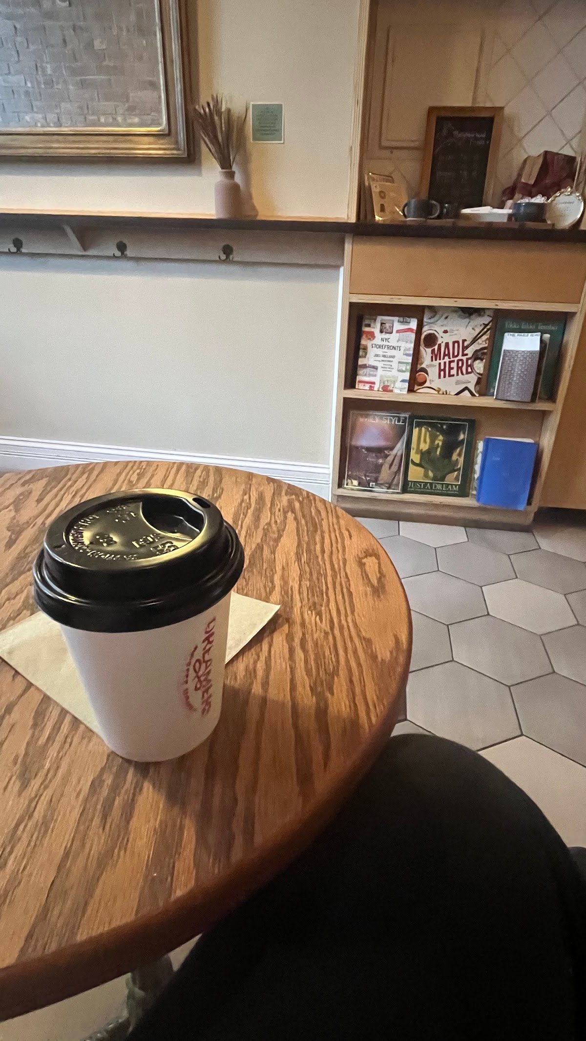 Dreamers Coffee House specialty coffee shop in New York - photo 12