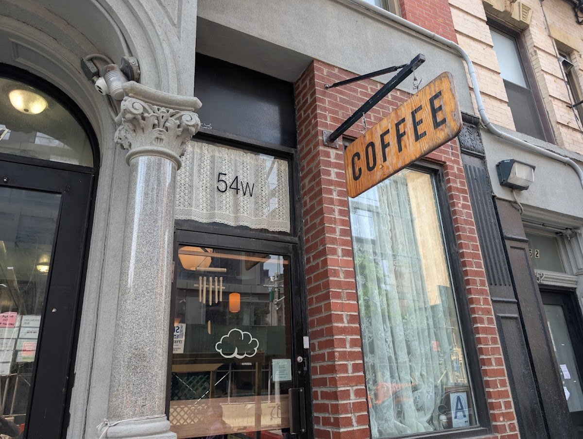 Dreamers Coffee House specialty coffee shop in New York - photo 3