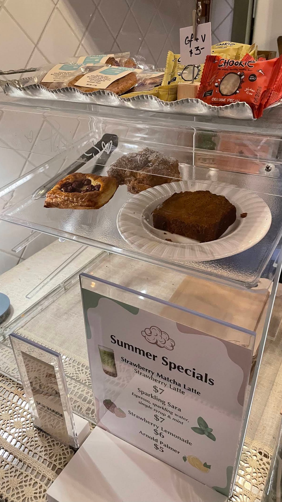 Dreamers Coffee House specialty coffee shop in New York - photo 7