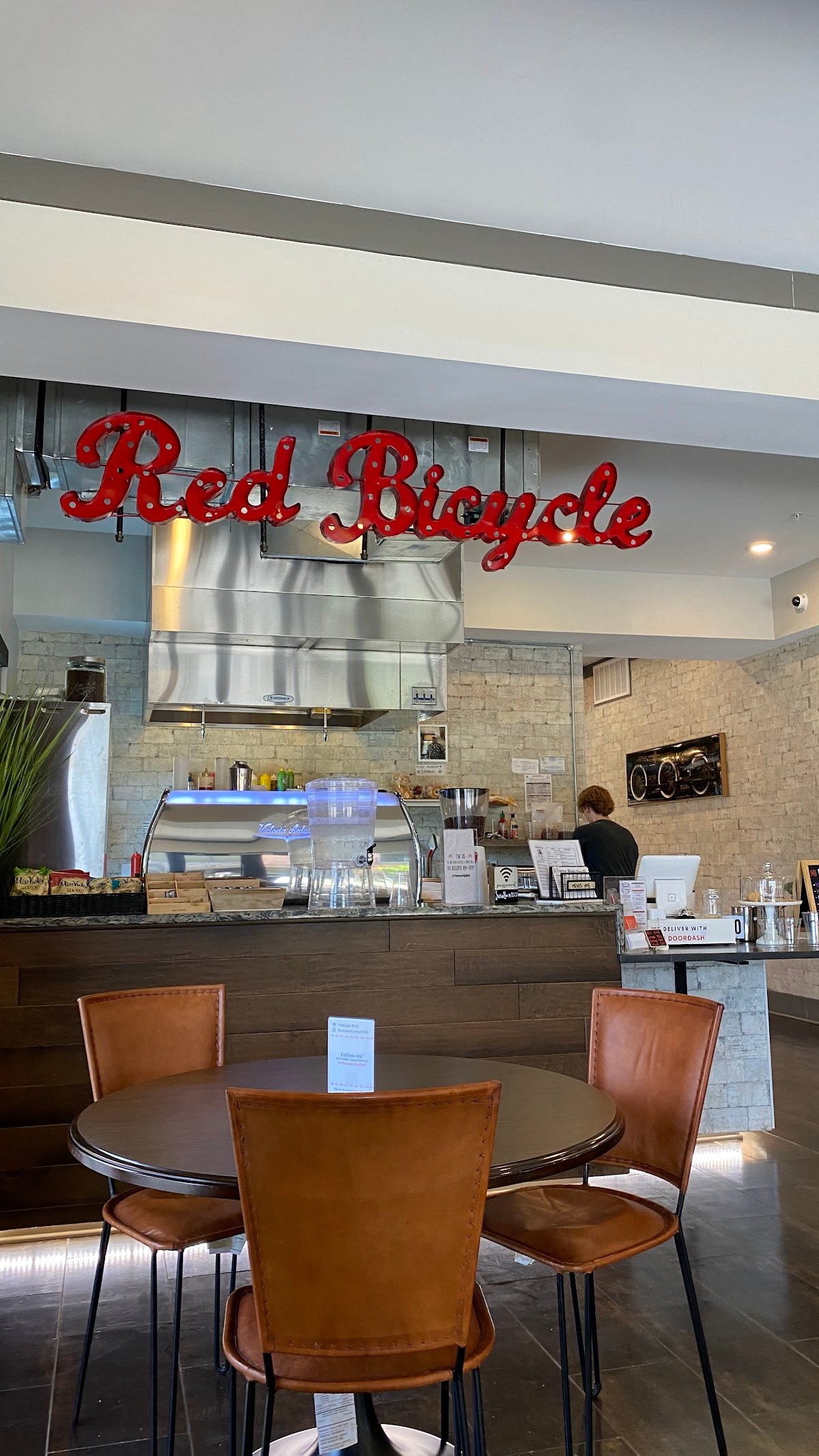 Red Bicycle Coffee specialty coffee shop in Nashville - photo 7