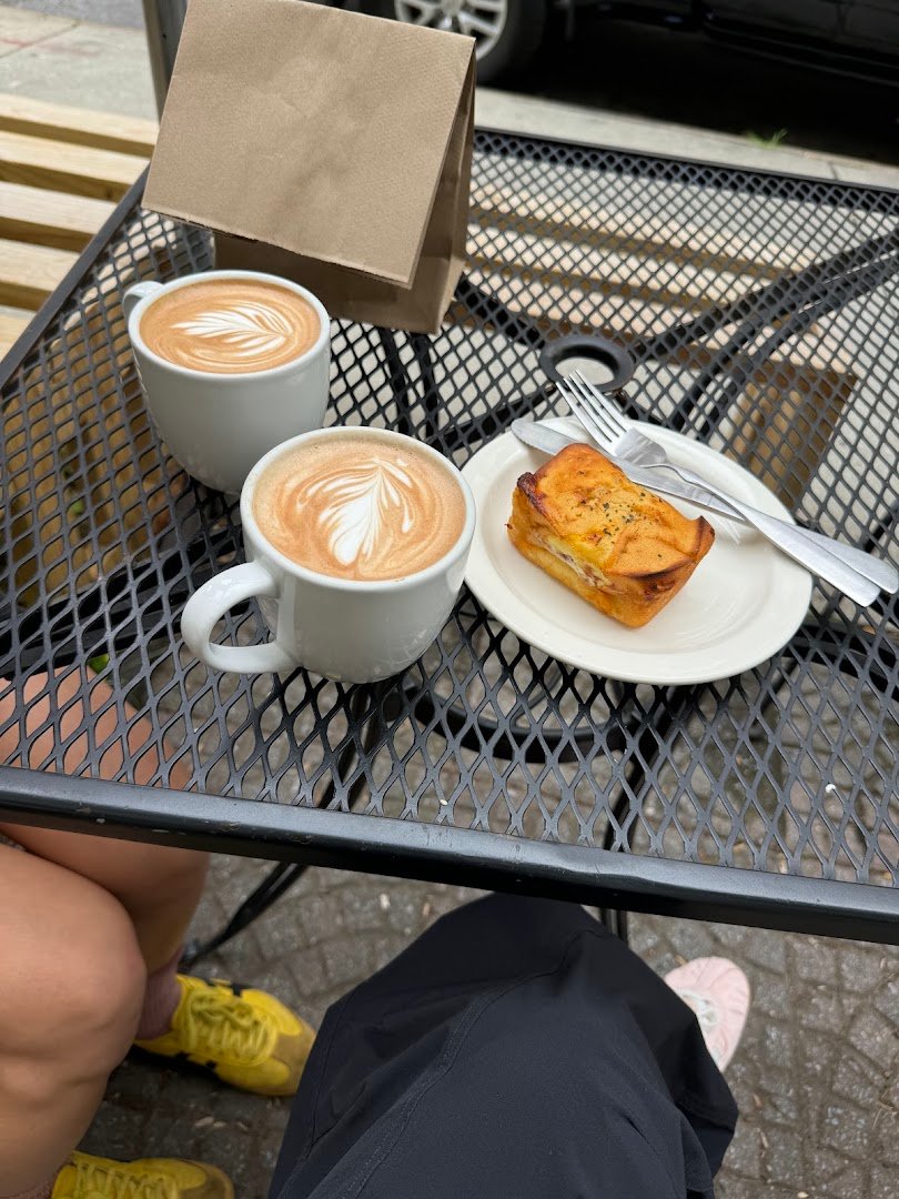 Blueprint Cafe specialty coffee shop in Baltimore - photo 4