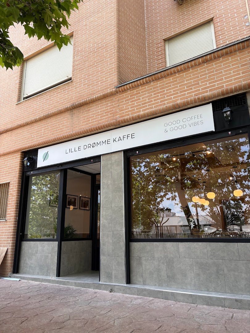 Lille Drømme kaffe - Café de especialidad. specialty coffee shop in Madrid - photo 4